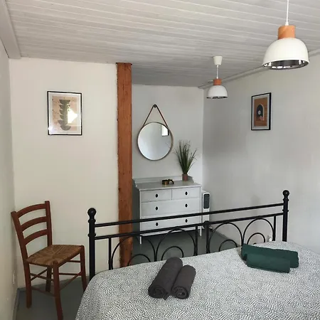 Sous Le Figuier بيت للعطل