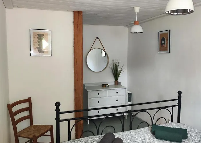 Sous Le Figuier Сasa de vacaciones